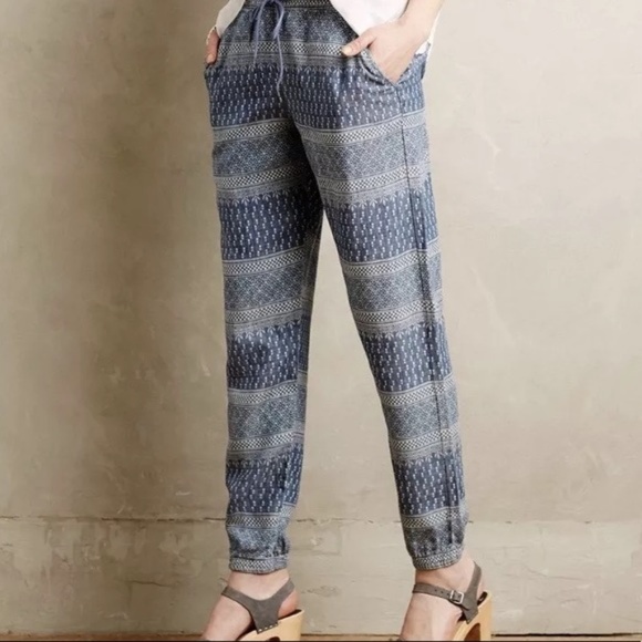 Anthropologie Pants - Anthropologie Level 99 Mosaic Chambray Joggers